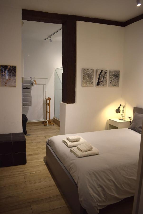 Opera-Suites Luxury La Boheme, In The Very Center Of Madrid. Zewnętrze zdjęcie